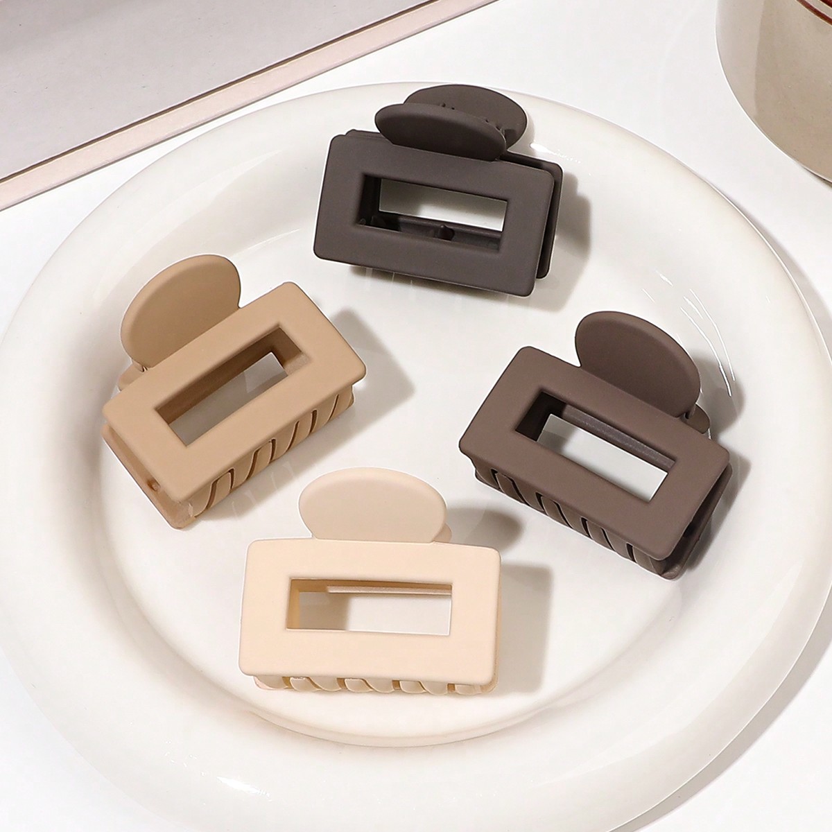 4Pcs Matte Hair Claw Clips for - Hair Care Gift Set recension och pris